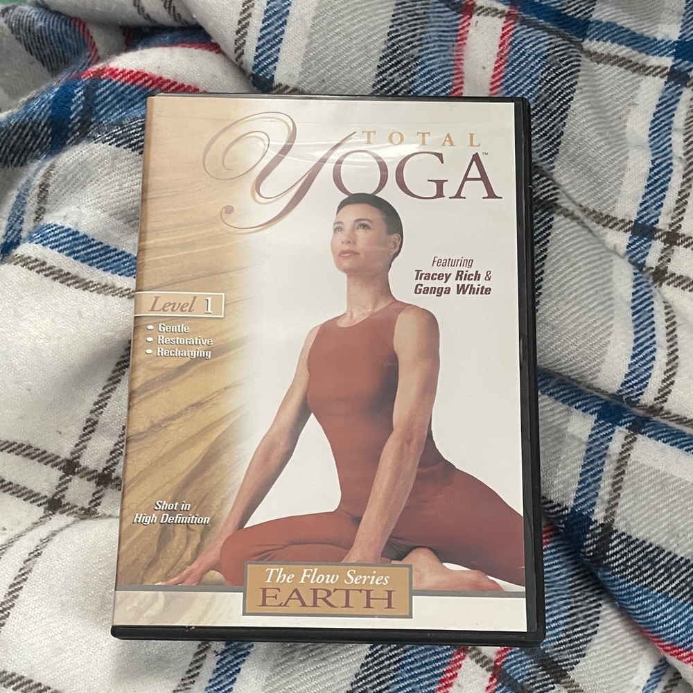 Total Yoga DVD Level 1